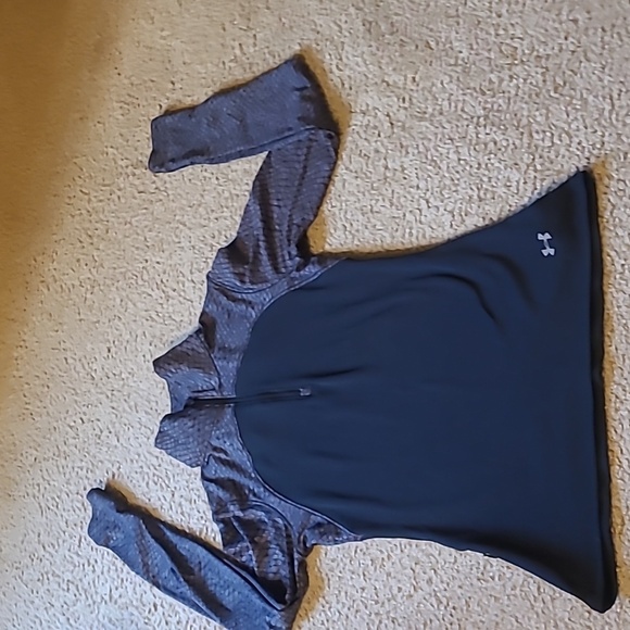 Under Armour Women's Fitted Coldgear Black/Gray Top W/thumbholes, Sm - Picture 1 of 14